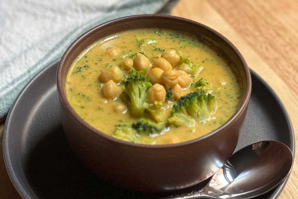 Cheezy Chickpea Broccoli Soup