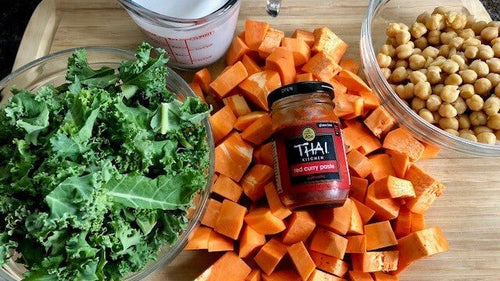 Easy Sweet Potato Chickpea Curry